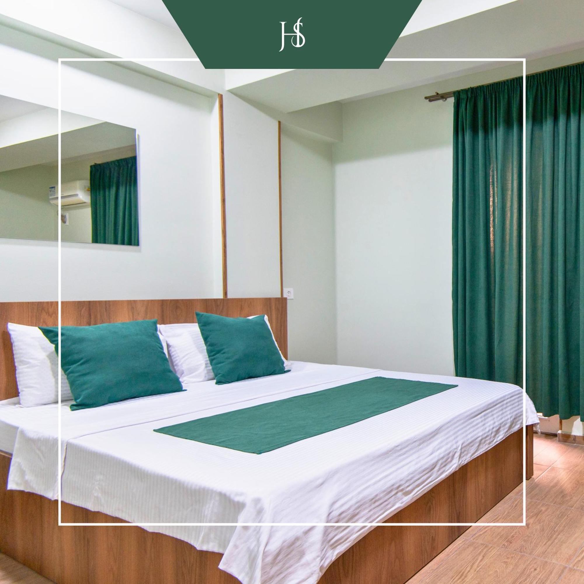 Hotel Serenity Τυφλίδα Εξωτερικό φωτογραφία